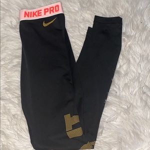 nike pro thermal leggings.